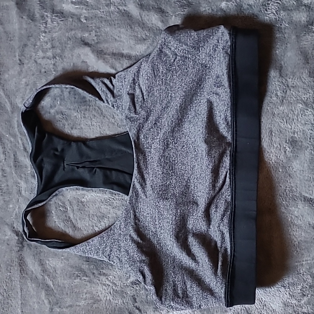 Lululemon bra